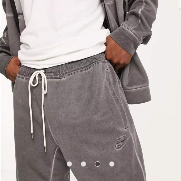 XL Nike Revival washed cuffed sweatpants - Picture 4 of 11